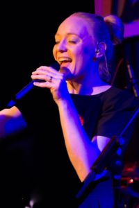Sängerin Bine Trinker im Jazzclub Unterfahrt München