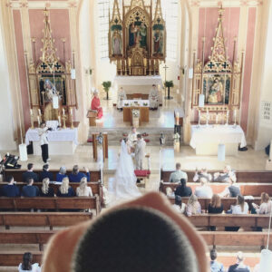 Sängerin Bine Trinker aus München als Hochzeitssängerin zur Trauung in der Kirche buchen Hochzeitssängerin: Sängerin als Solistin zur Trauung buchen