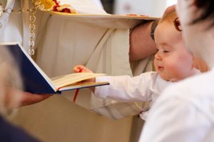 Sängerin, Bine Trinker, München, Hochzeitssängerin, Musik, Trauung, Taufe, Willkommensfeier, Hochzeit, Standesamt, freie Trauung, Taufe, Beerdigung, Trauerfeier, Kirche, Bestattung, Beisetzung, Musik Taufe Kirche Gottesdienst Muenchen